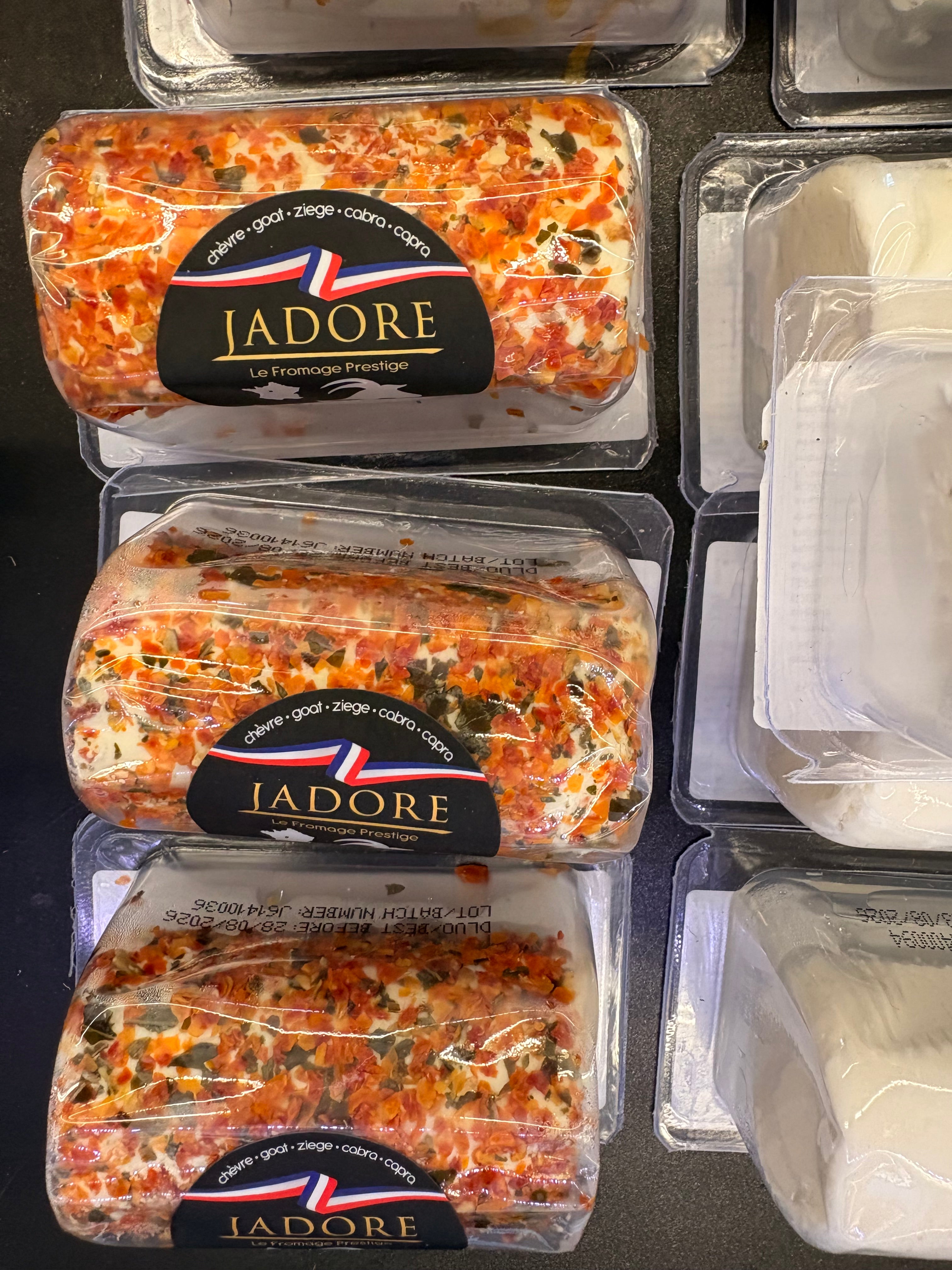 Bûchette chèvre tomates / basilic