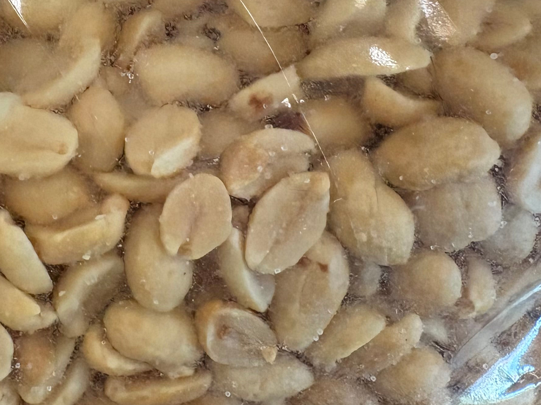 Cacahuètes grillées et salées