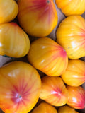 Tomates cœurs de bœuf jaunes